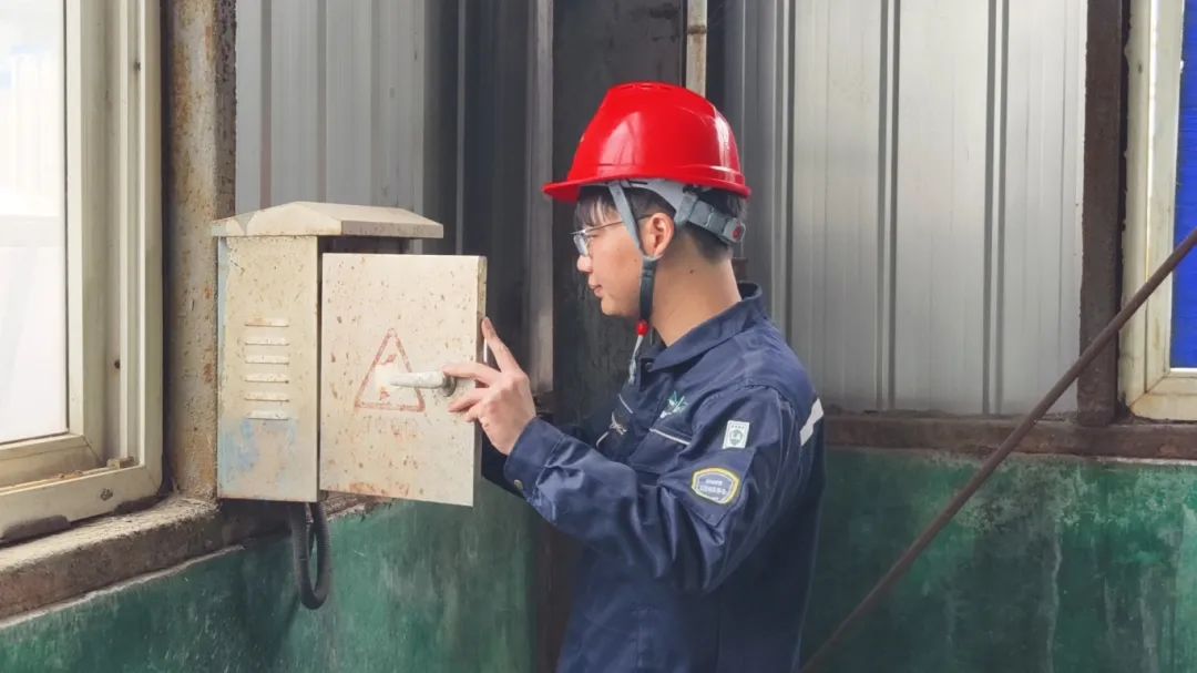 1746600070305913.jpg 1746600070305913.jpg